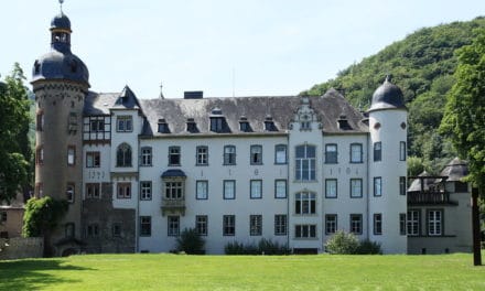 Schloss Burg Namedy in Andernach