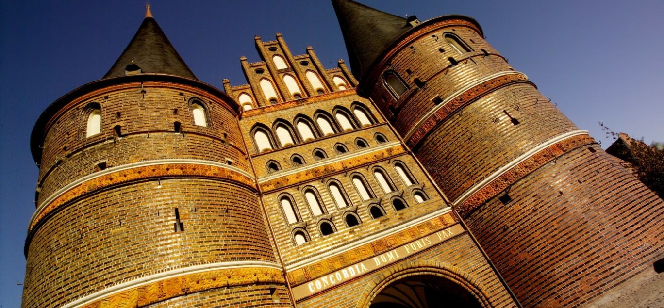 Museum Holstentor Holstentorplatz 23552 Lübeck Das Museum Holstentor in Lübeck - SIMsKultur