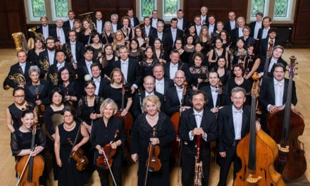 Konzert in der Rhein-Mosel-Halle in Koblenz: Mehr Musik mit festlichem Glanz