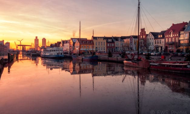 Die Nordsee-Hafenstadt Husum und die Husumer Bucht