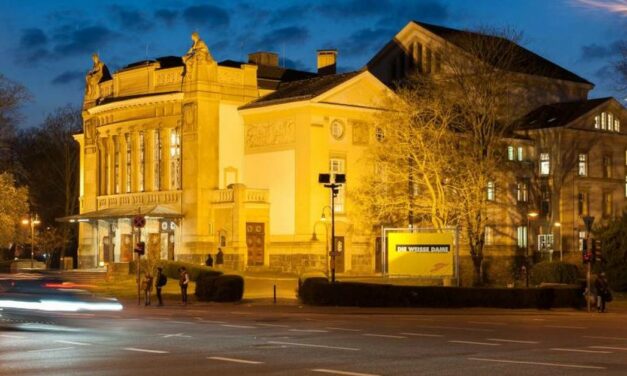 Stadttheater Gießen: The Addams Family