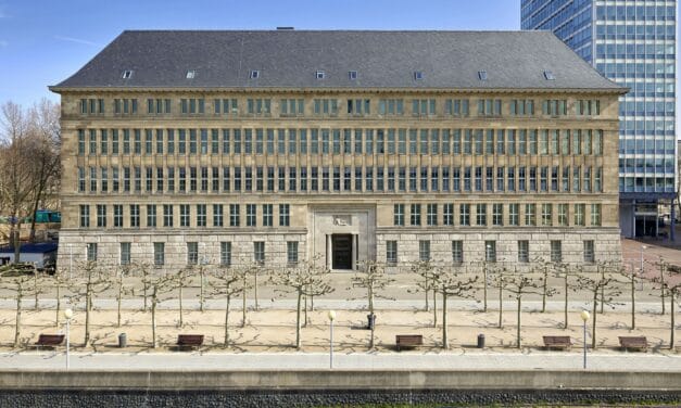 Haus der Geschichte Nordrhein-Westfalen im Behrensbau Düsseldorf: „UNSER LAND. 75 Jahre Nordrhein-Westfalen“