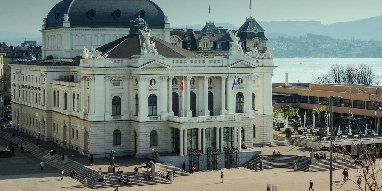 Opernhaus Zürich: The Cellist. Ballett von Cathy Marston