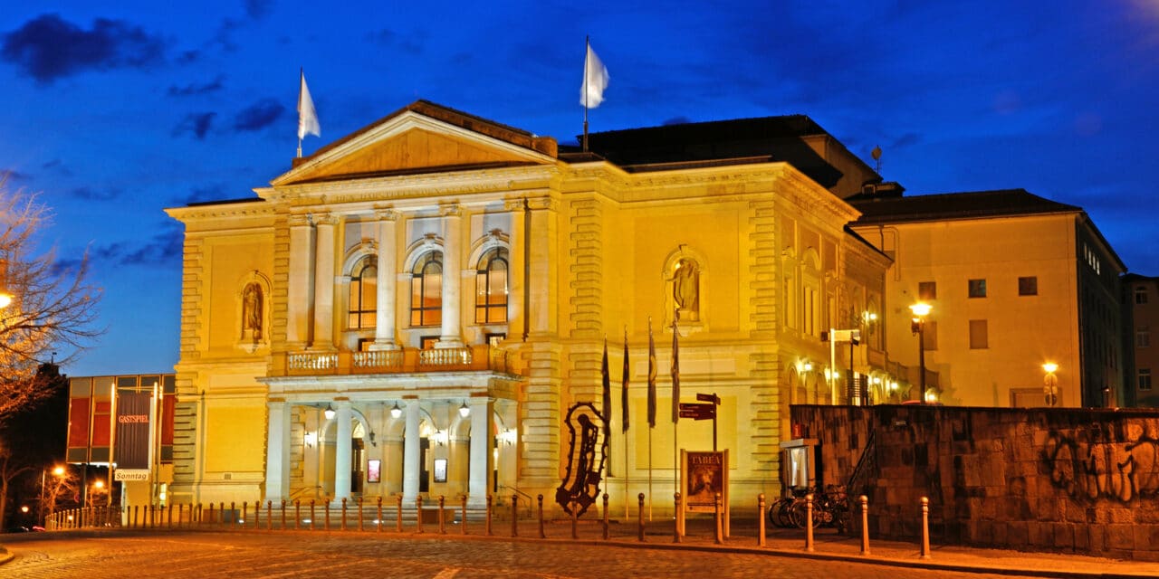 Oper Halle: Der goldene Drache - Archiviert