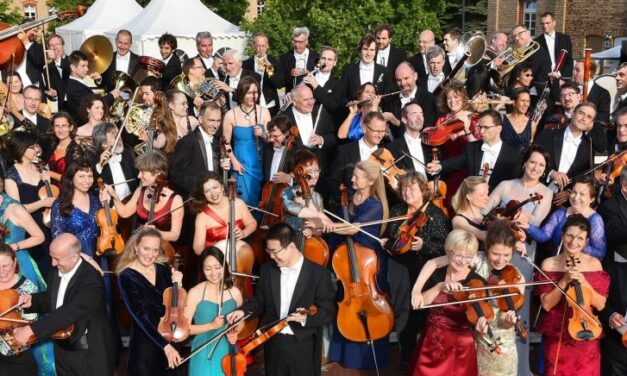 Staatstheater Cottbus: 2. Philharmonisches Konzert „Ins Licht“