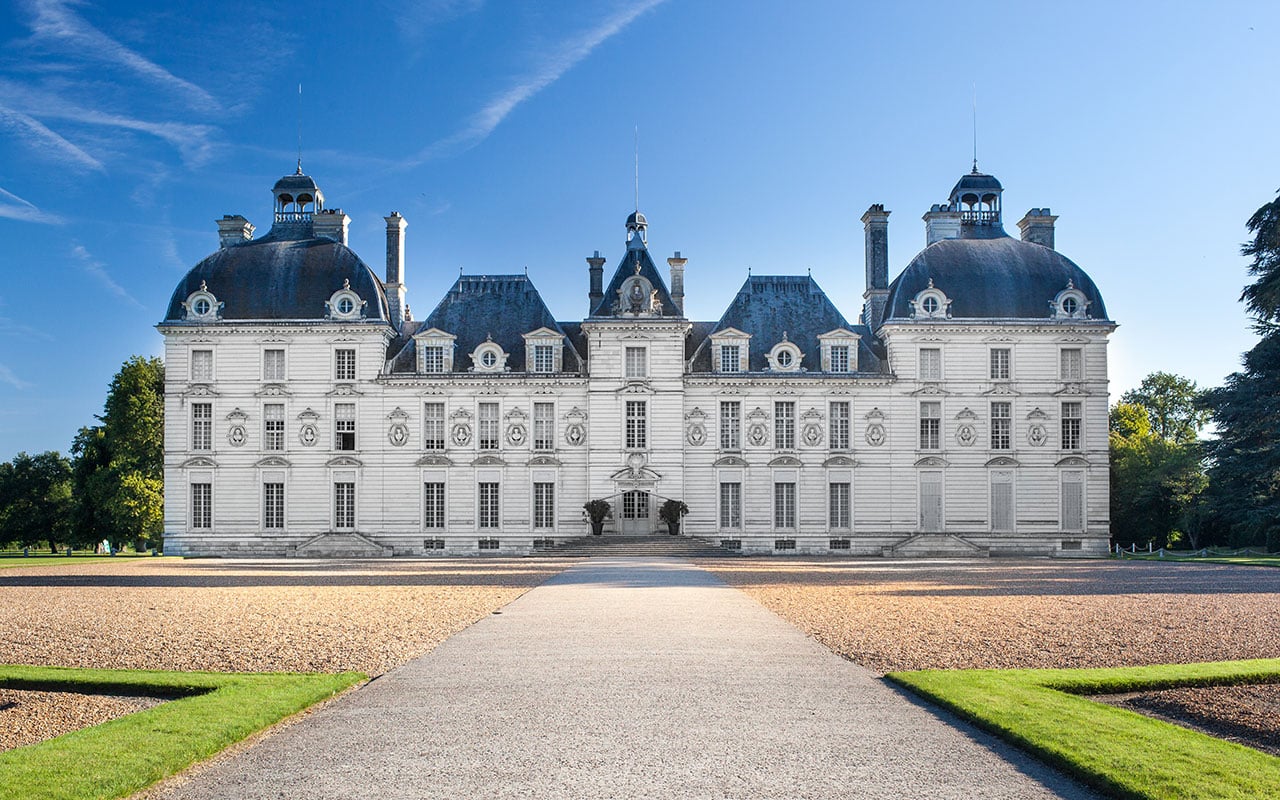 Château de Cheverny Ein herrschaftliches Anwesen im Tal der Loire
