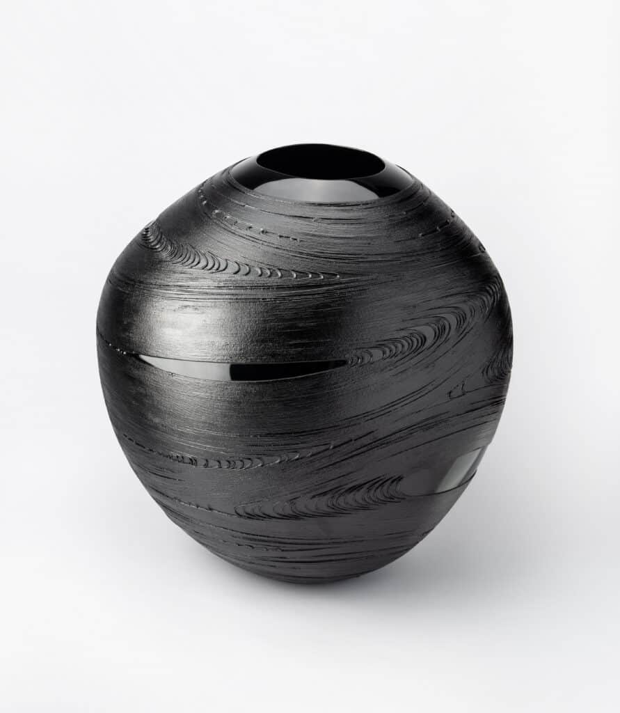 Noguchi Ken, Swaying Vessel 4, 31× 43 × 30 cm, Hanf, Lack, Schnüre 