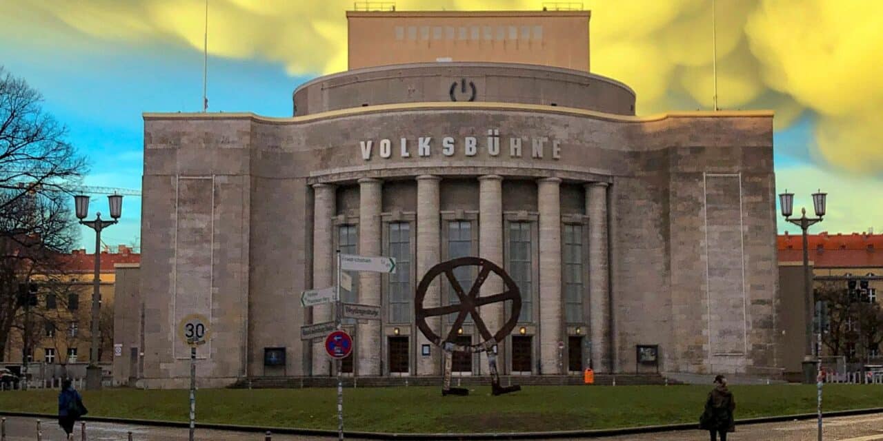 Volksbühne am Rosa-Luxemburg-Platz: ALASKA KID | MEESE, STANGENBERG, WUTTKE ON ICE