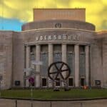 Volksbühne am Rosa-Luxemburg-Platz: ALASKA KID | MEESE, STANGENBERG, WUTTKE ON ICE