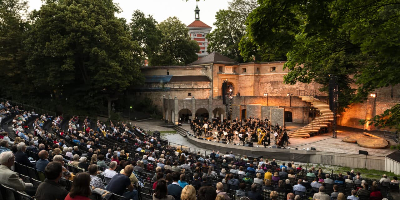 Freilichtbühne am Roten Tor Augsburg: All you need is … Jazz