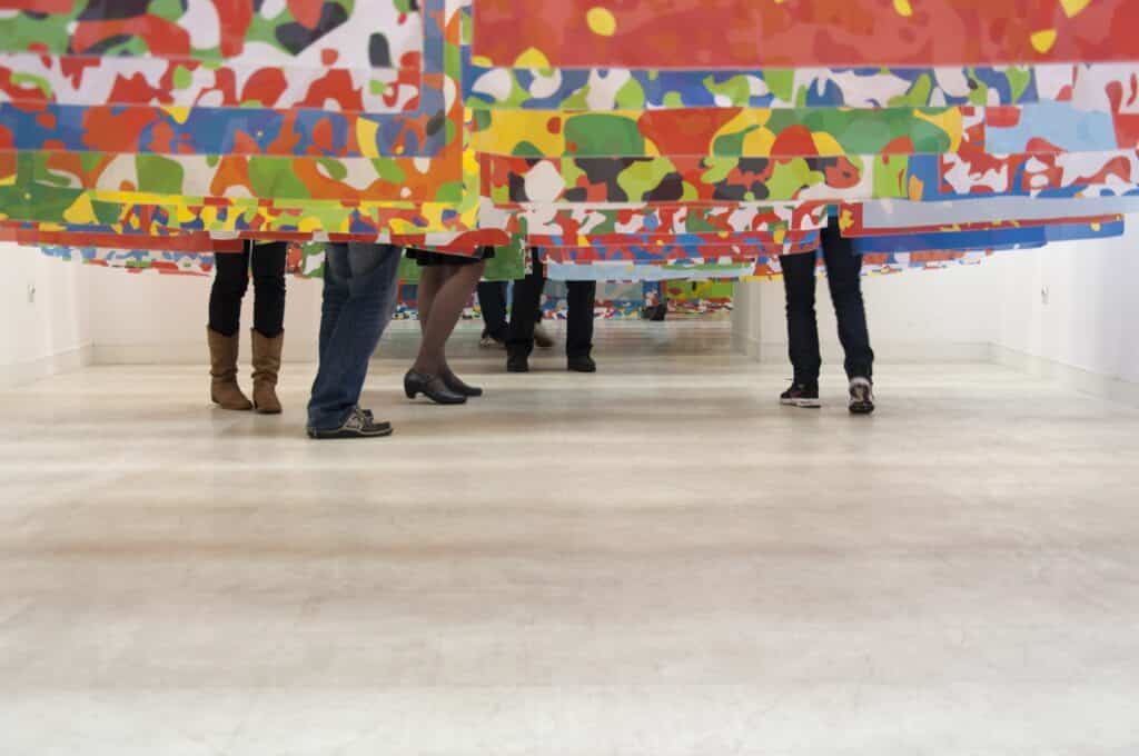 Société Réaliste , "U.N. Camouflage", 2014, installation view SIZ gallery,Rijeka, Foto: Elvis Krstulović