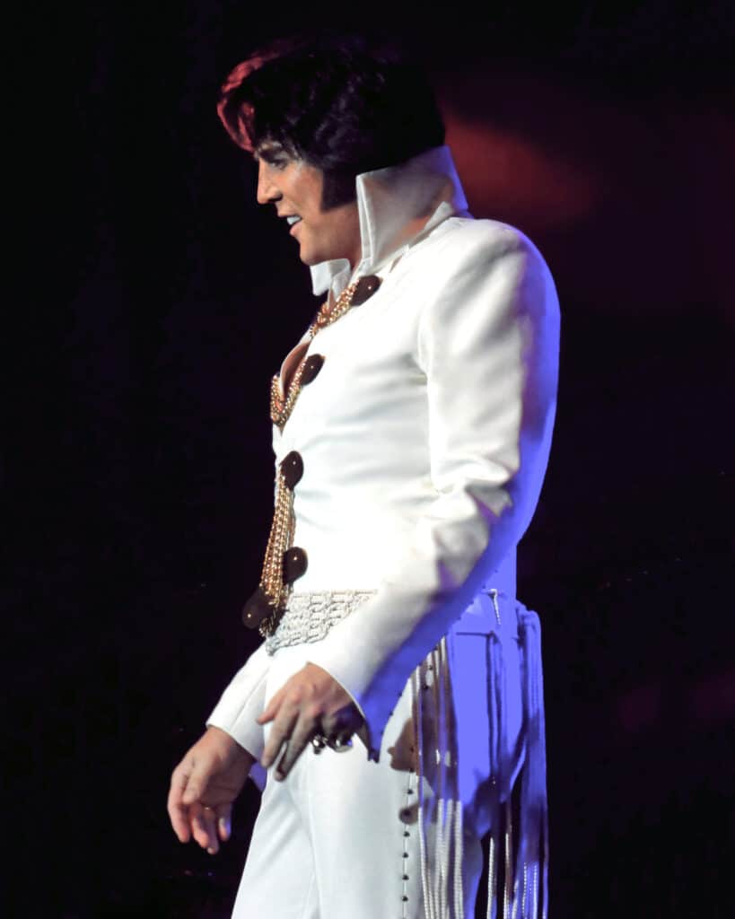 Elvis Tribute Artist World Tour © Shawn Klush