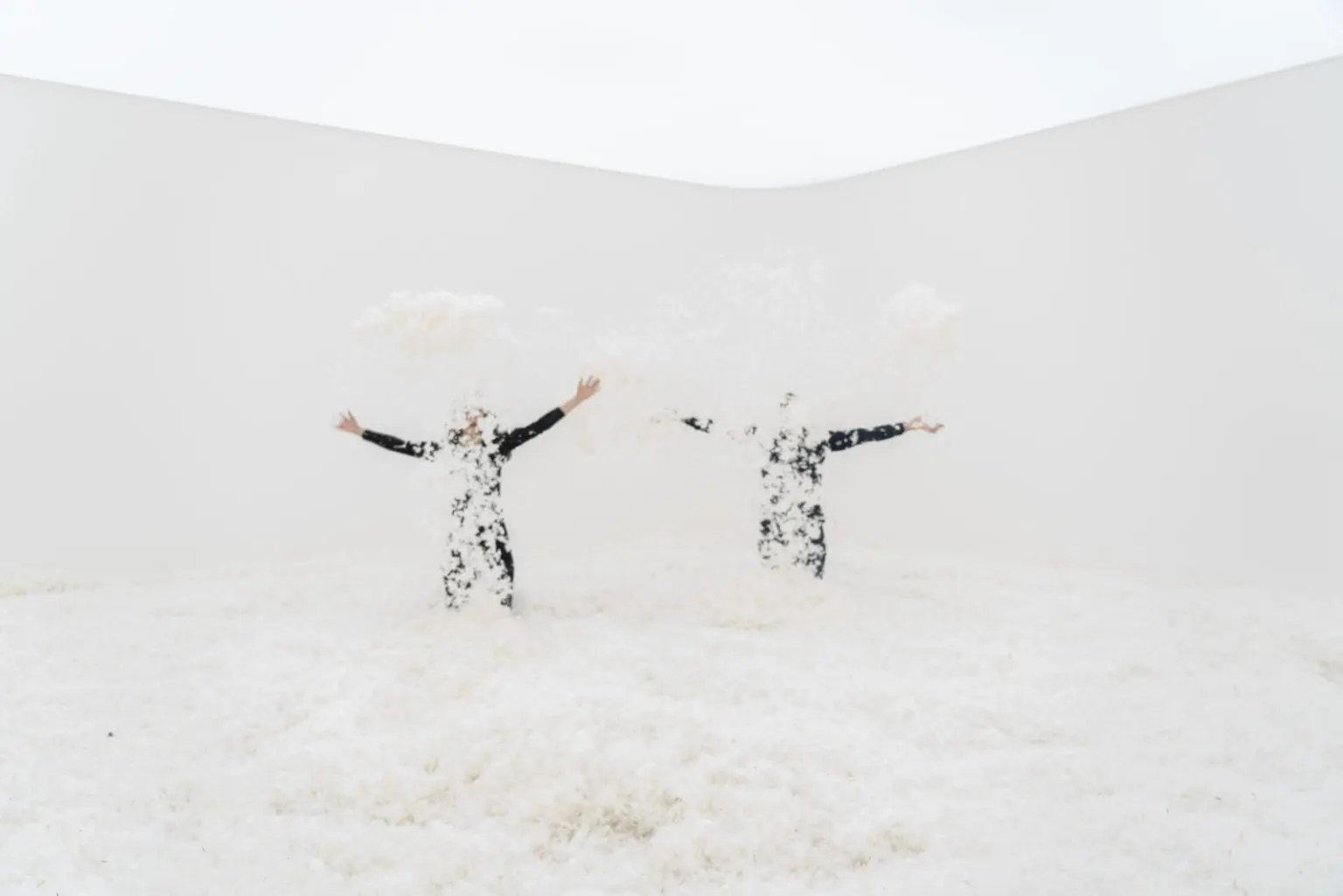 Judy Chicago, "Feather Room", 1966 © 2023, ProLitteris, Zurich