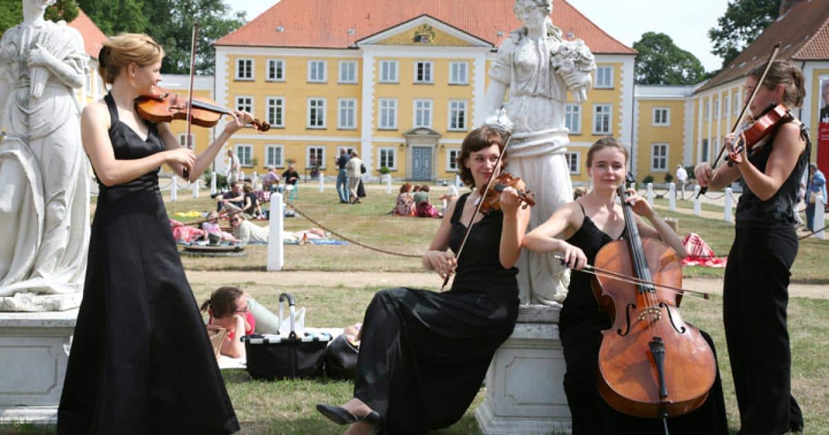 Zu den Herzstücken des SHMF gehören die "Musikfeste auf dem Lande" © Axel Nickolaus