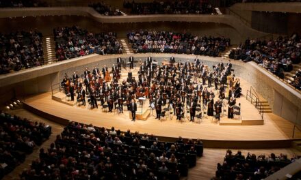 Elbphilharmonie Hamburg: Philharmonisches Staatsorchester Hamburg / Kent Nagano