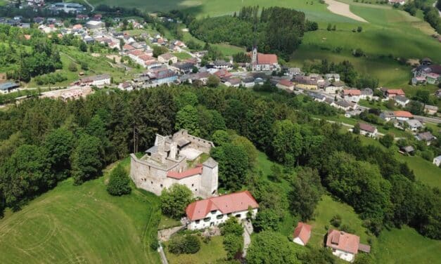 Burgfestspiele Reichenau 2025: „Lysistrata – eine anti(ke) Kriegskomödie“