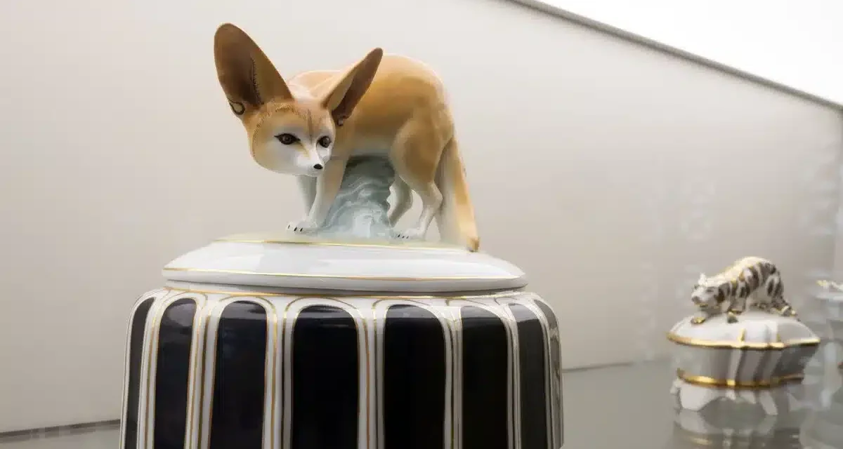 GRASSI Museum für angewandte Kunst Leipzig: Bitte nicht füttern! – Tiere auf Art Déco Porzellan