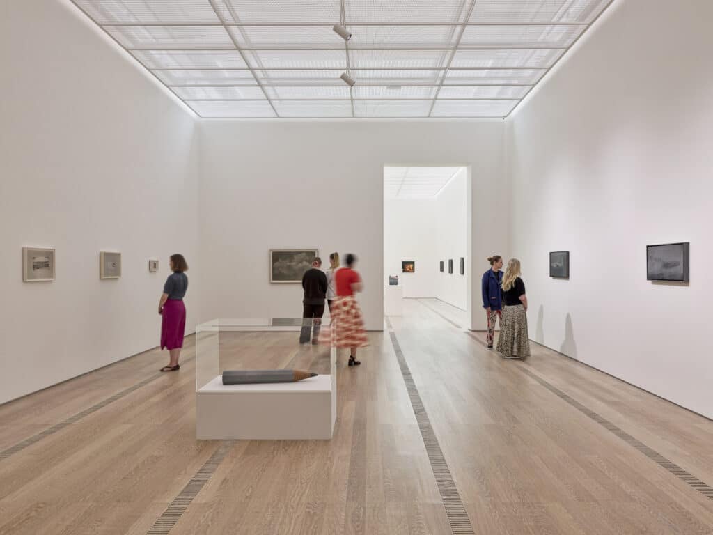 INSTALLATIONSANSICHT „Vija Celmins”, Fondation Beyeler, Riehen/Basel, 2025 © Vija Celmins, Courtesy Matthew Marks Gallery, Foto: Mark Niedermann