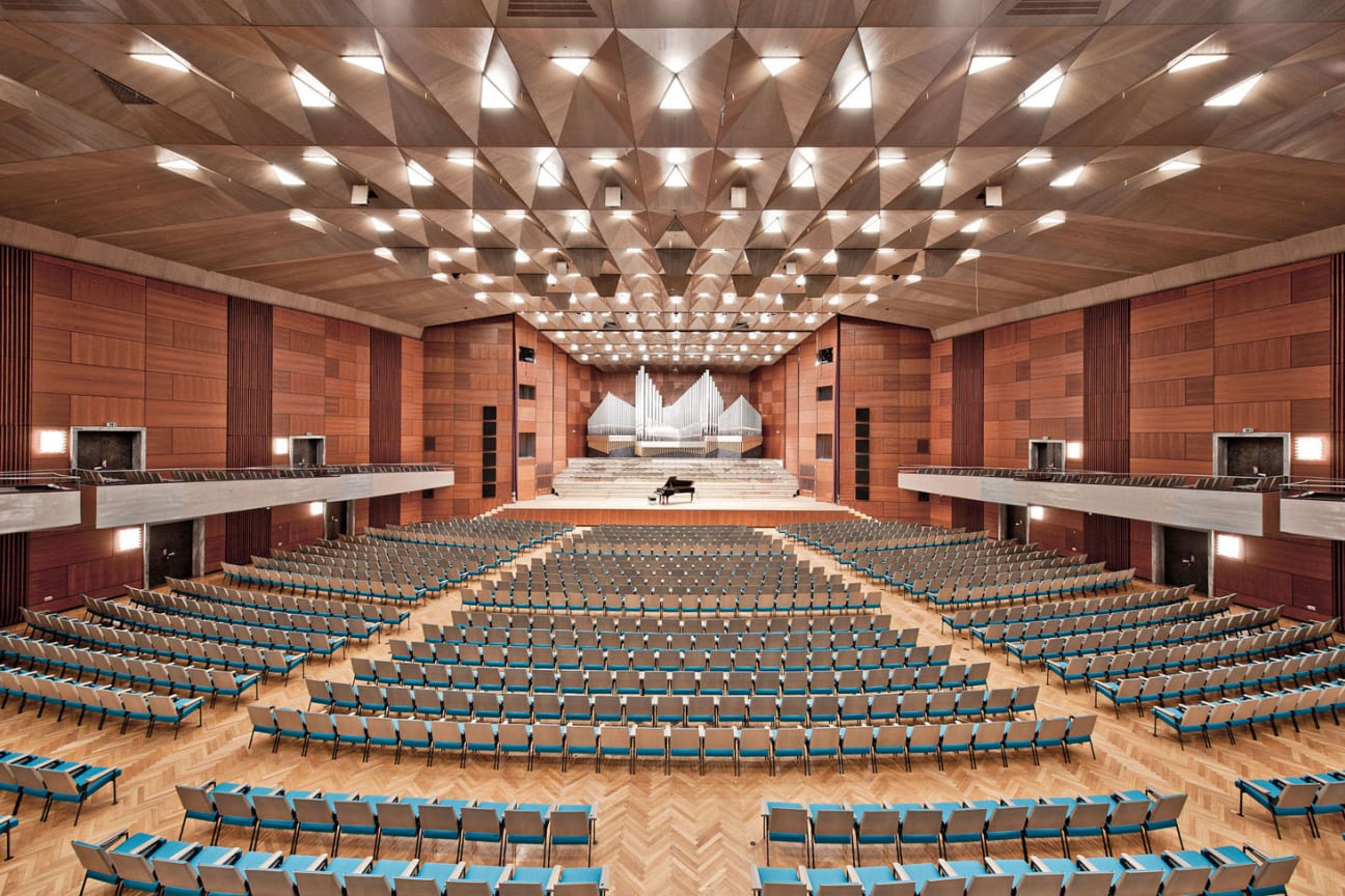 Panorama Bild des Großen Saal der Nürnberger Meistersingerhalle © Nürnberg.de