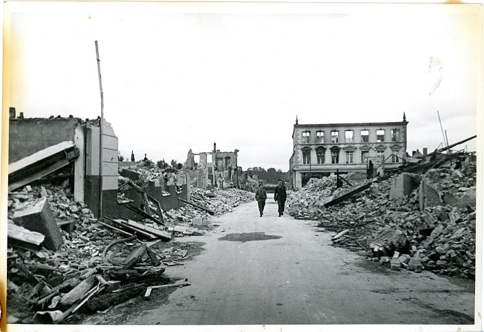 Die zerstörte Kuhstraße von der Kröpeliner Straße aus gesehen, Rostock, 1942, PH 2298 © Kulturhistorisches Museum Rostock