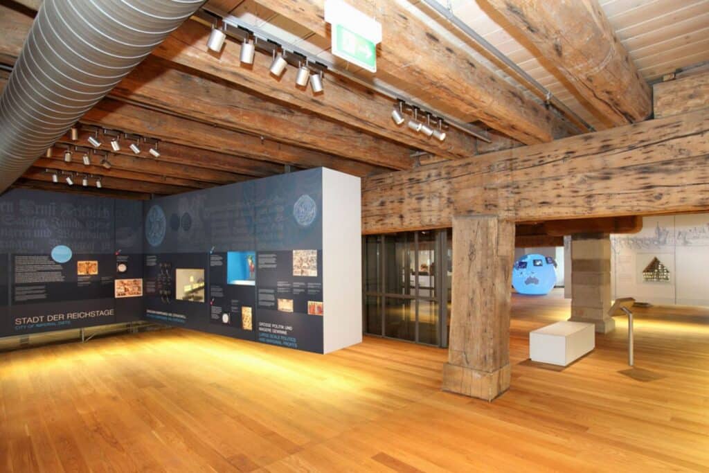 Besucherzentrum Welterbe in Regensburg: 2000 Jahre auf zwei Stockwerken erleben © Besucherzentrum Welterbe