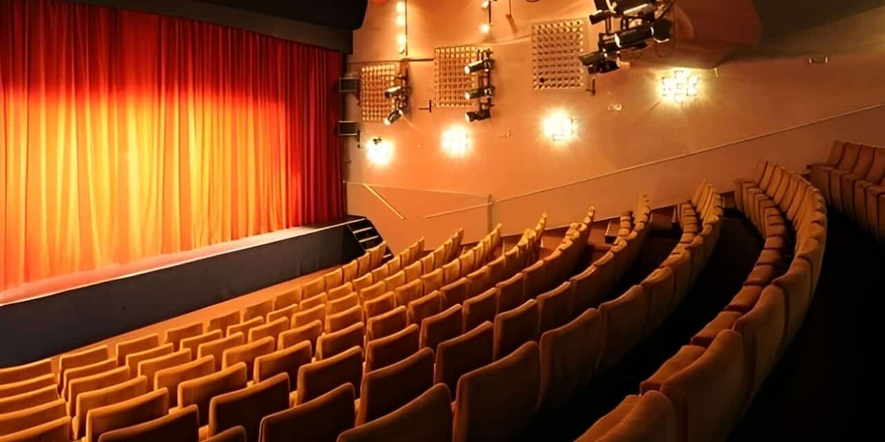 Landesbühne Rheinland Pfalz – Schlosstheater Neuwied: Faust 1+2+3