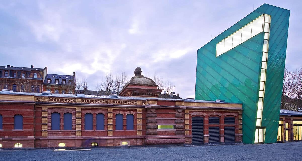 Kunsthalle Mainz: Speak, old hood, where is it missing?
