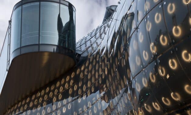 Kunsthaus Graz: Unseen Futures to Come. Fall - Between Darkness and Hope