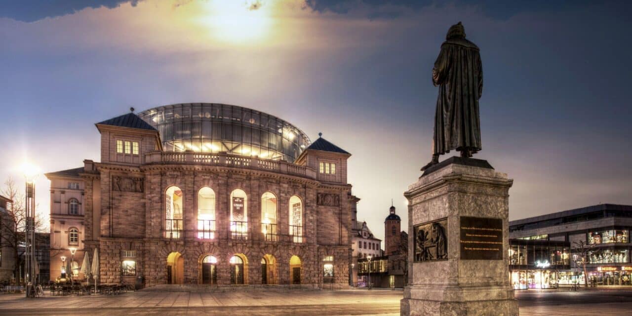 Mainz State Theater: Gravity