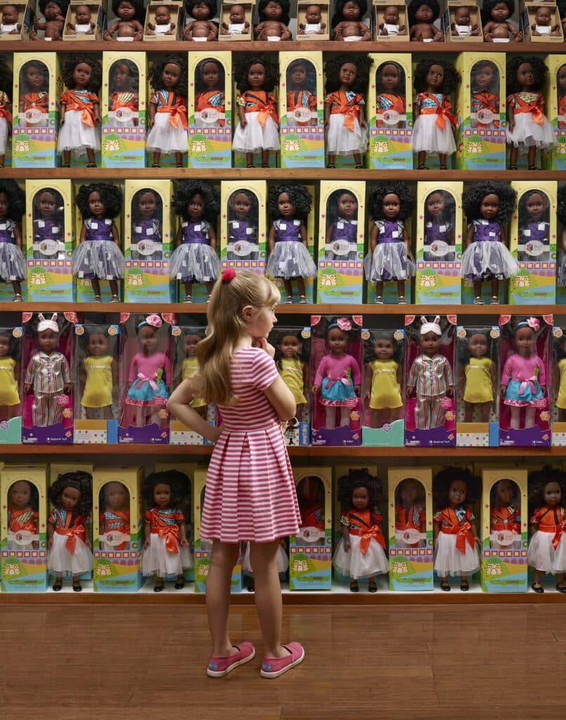 Let's talk about Race © Chris Buck