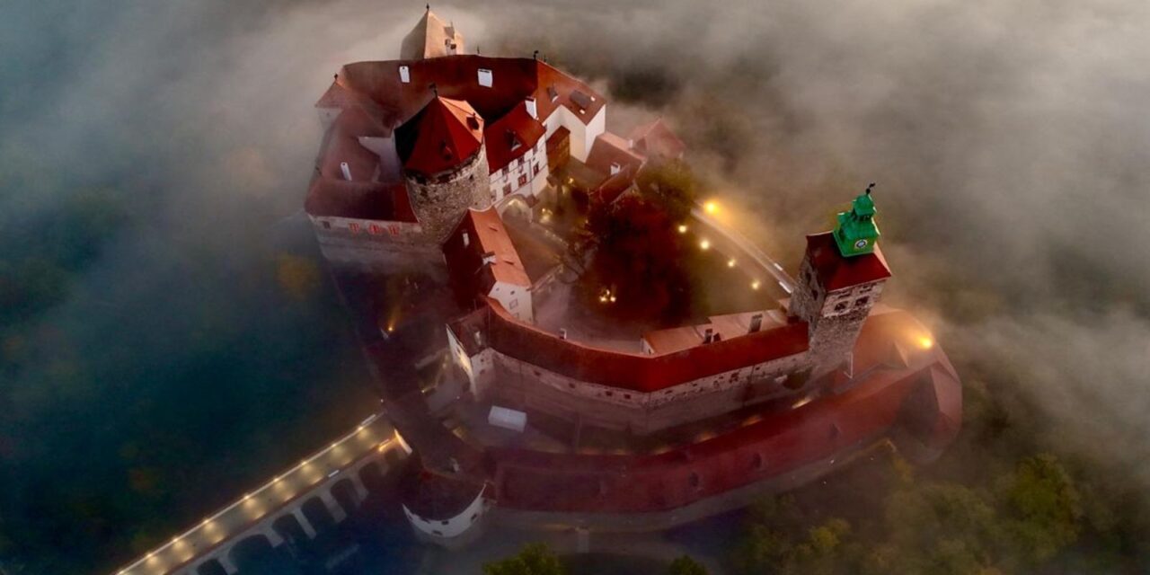FRIEDENSBURG SCHLAINING: The castle for the devil - power, betrayal and whispering walls