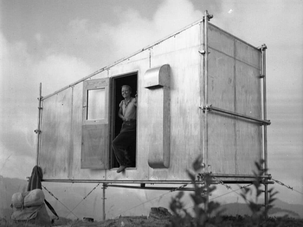 アート・デザイン・音楽 Charlotte Perriand and photography csm_charlotte_perriand_MdMS_90