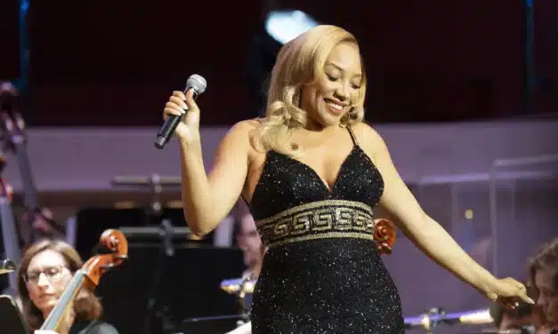 Schlosstheater Fulda: Metropole Orkest & Sheléa & Jules Buckley – Aretha Franklin Tribute
