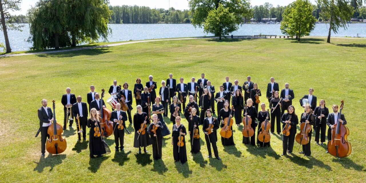 Mecklenburg State Theater Schwerin: 4th Symphony Concert