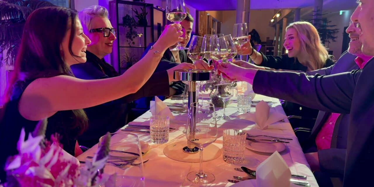 Shine & Dine in Regensburg – Wenn Lichtkunst auf Haute Cuisine trifft
