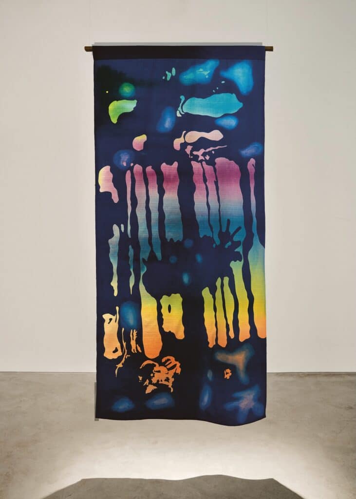 Ulla von Brandenburg: Kakémono V, 2024–2025, courtesy of the artist and Art : Concept, Paris; Galerie Meyer Riegger, Berlin/Karlsruhe; Pilar Corrias Gallery, London; Produzentengalerie Hamburg © VG Bild-Kunst, Bonn 2026; Foto: substancemat