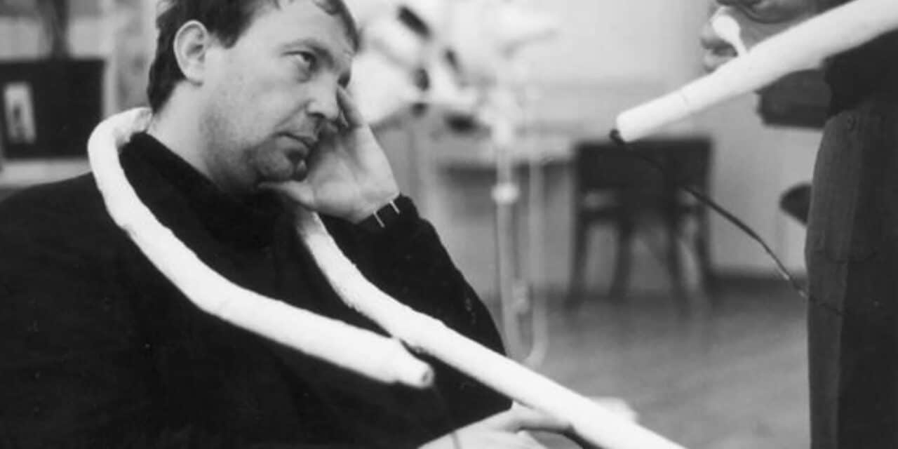 Wien Museum: „Franz West und Wien”  – Eine Hommage an den Ausnahme­künstler
