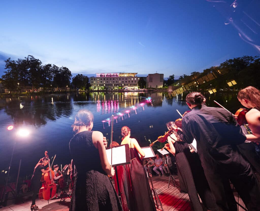 Concert at Horn City Lake © Schewig Fotodesign