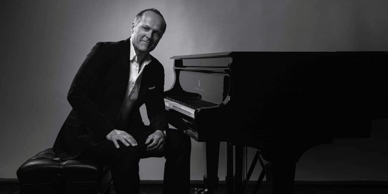 AMO Kulturhaus: Magdeburg: JOJA WENDT – „Das Biest und das Schöne – Ein Klavierkonzert zwischen Power und Präzision“