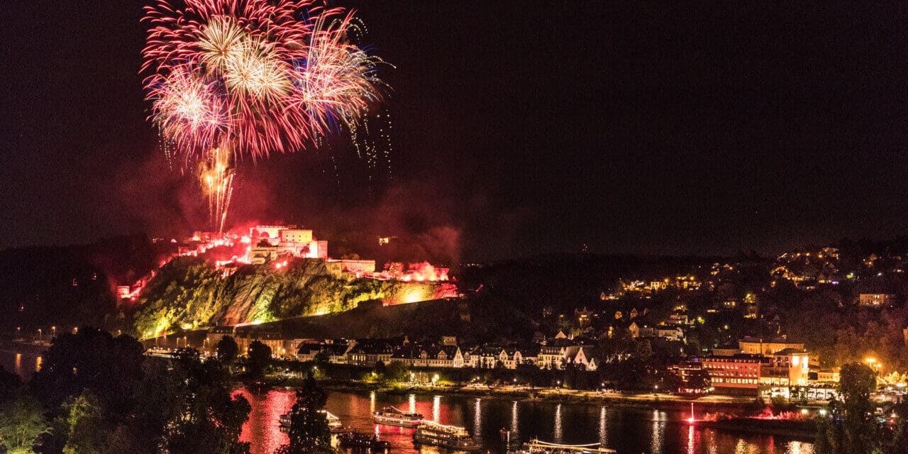 Den Rhein in Flammen erleben!