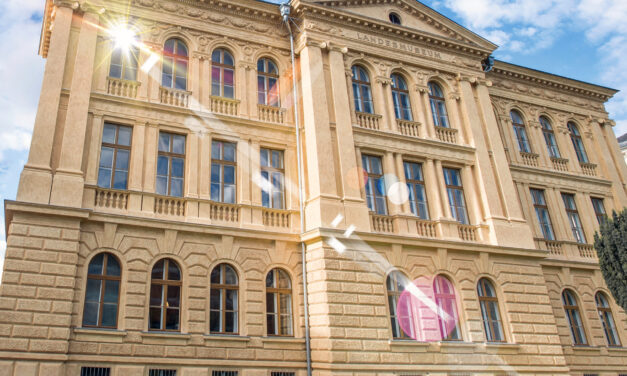 Kärnten.Museum Klagenfurt: Ingeborg Bachmann: Die Sprache gegen das Verstummen
