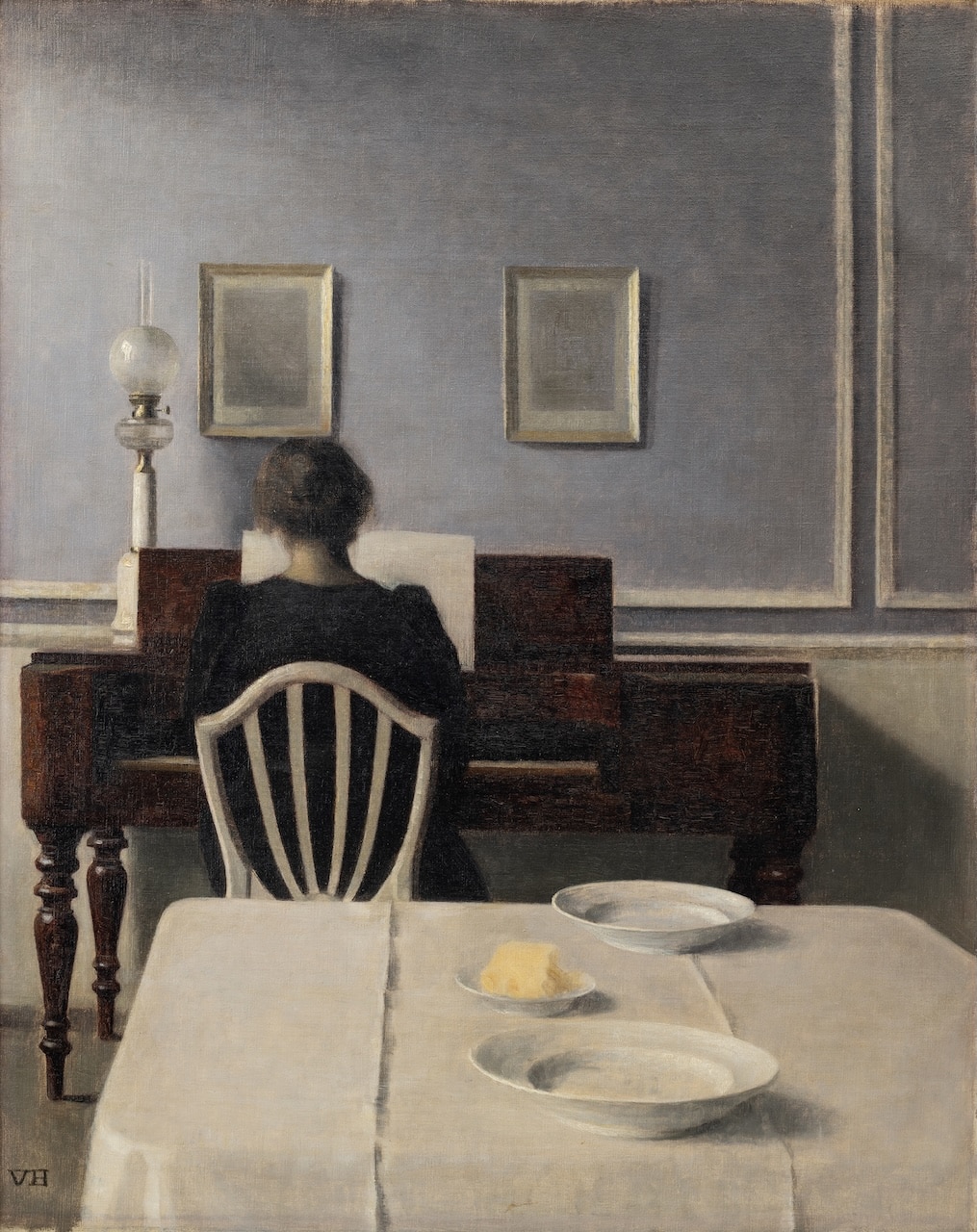 Vilhelm Hammershøi, Interieur mit Frau am Klavier, Strandgade 30, 1901, Öl auf Leinwand, Privatsammlung, Foto: Bruno Lopes