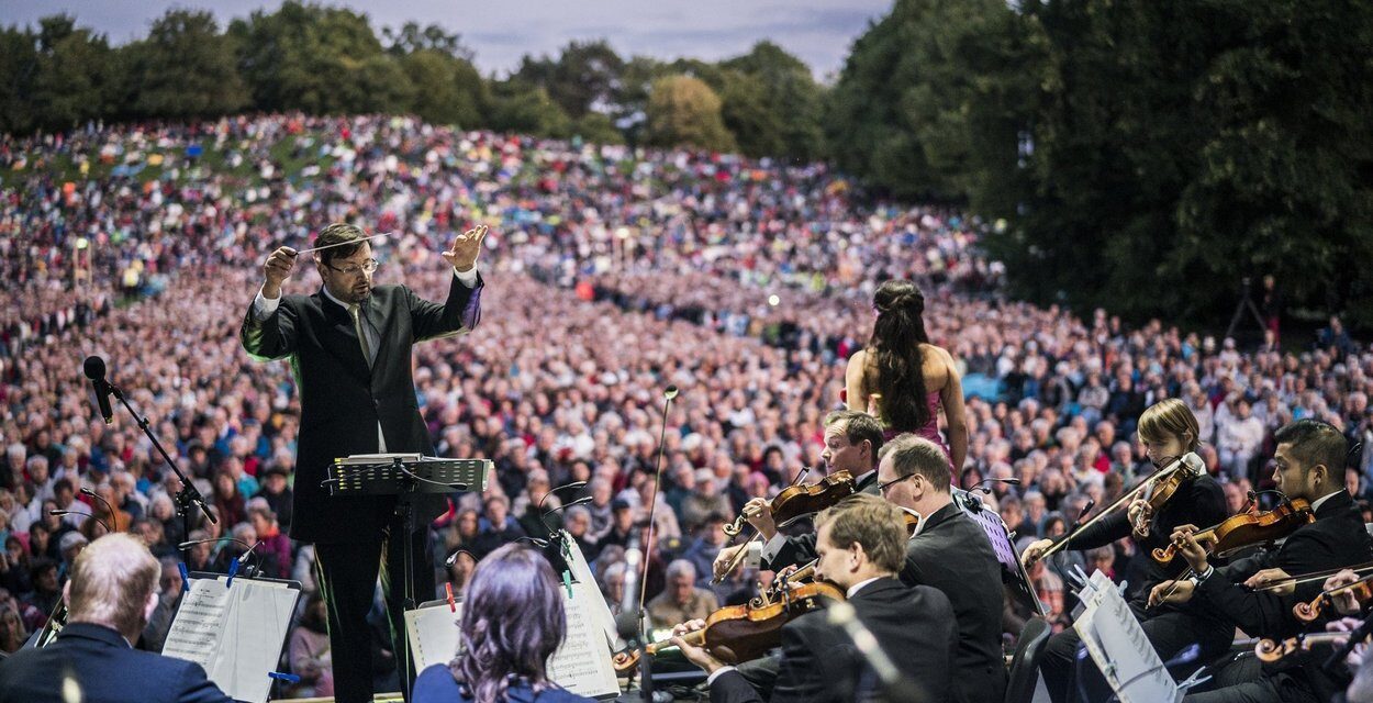 Klassik Open-Air 2026 im Berliner Britzer Garten: Carnevale di Classico – Musikalischer Maskenzauber unter freiem Himmel