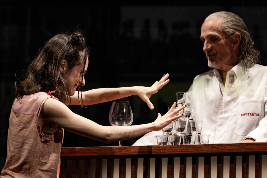 „Trennt Euch”: Anna Beatriz Gomes, Konstantin Nazlamov © Joel Schweizer