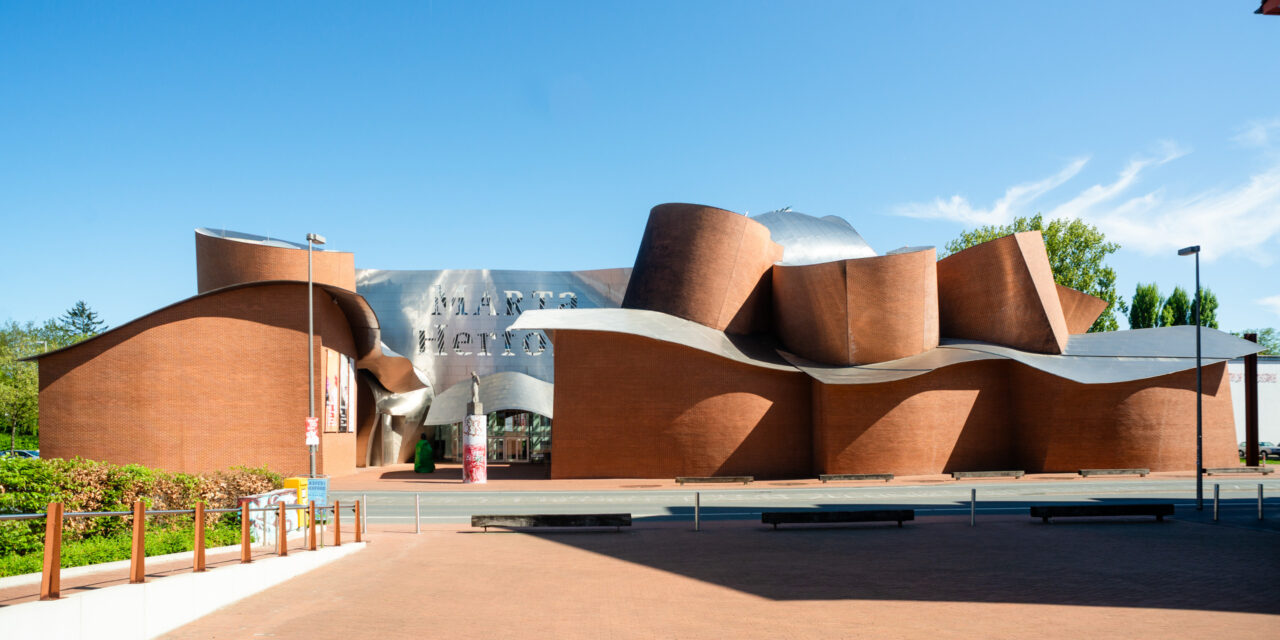 Marta Herford, Museum für zeitgenössische Kunst, Architektur und Design: Kerstin Brätsch. Wenn Malerei den Raum erobert