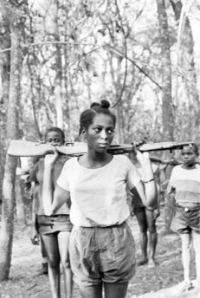 Luzia Inglês Van-Dúnem (Mitglied der Volksbewegung zur Befreiung Angolas), 1968. © Augusta Conchiglia 1968